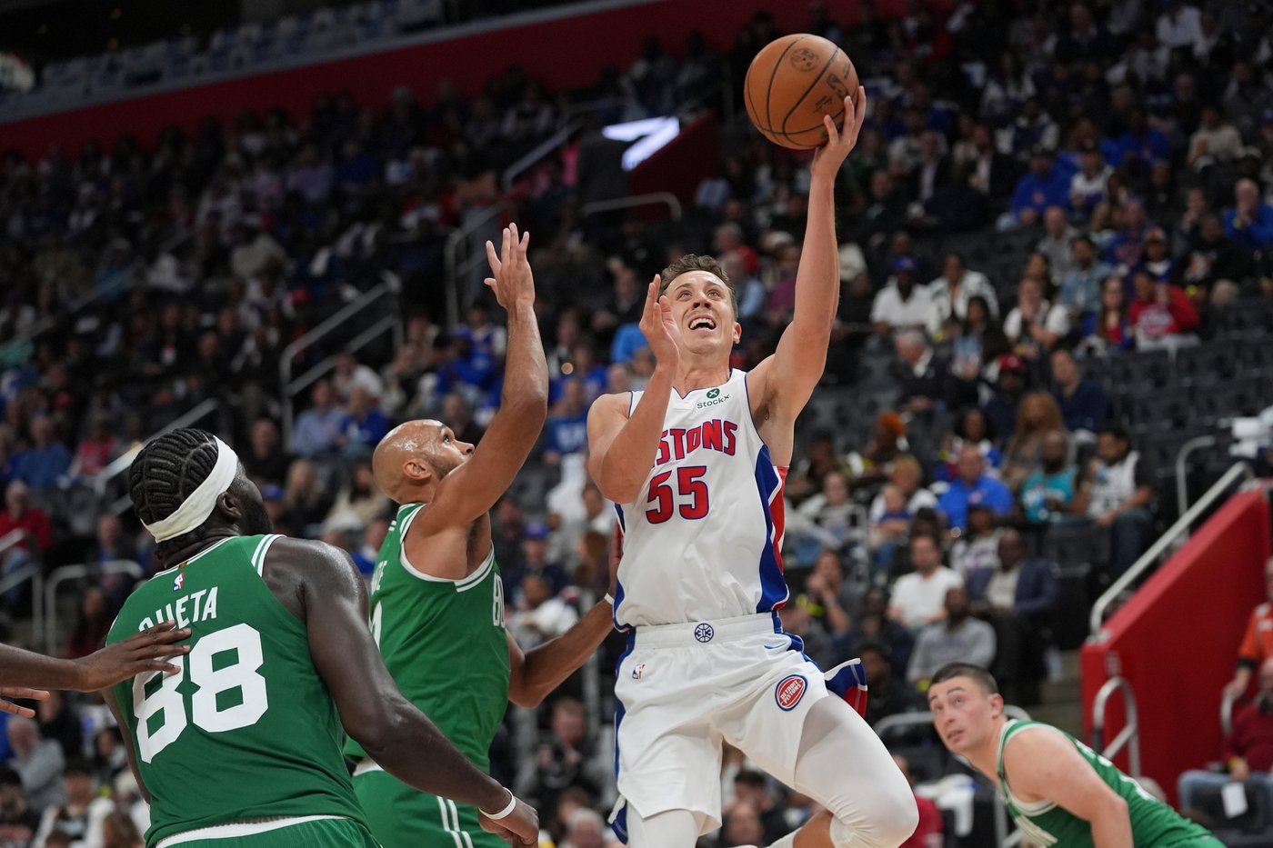 Opening night in the NBA provided some hints of what may be to come this season | iNFOnews.ca Opening night in the NBA provided some hints of what may be to come this season | iNFOnews.ca