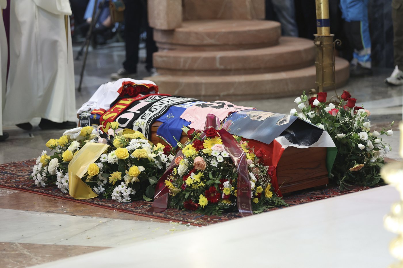 Thousands turn up at funeral of Italian World Cup hero Salvatore “Totò” Schillaci | iNFOnews.ca