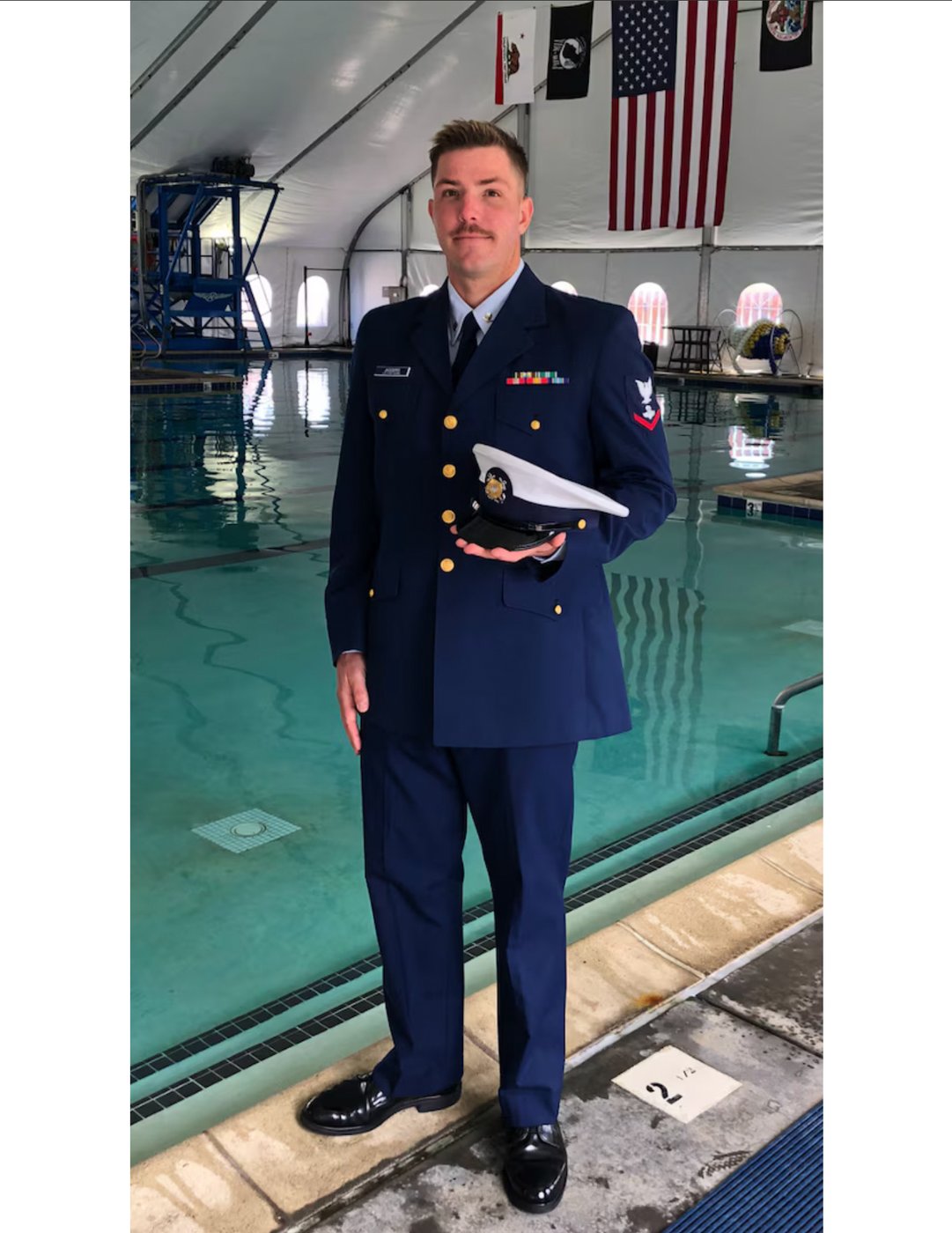 A wedding proposal and a promotion honored a Coast Guardsman before he died of injuries from mission | iNFOnews.ca A wedding proposal and a promotion honored a Coast Guardsman before he died of injuries from mission | iNFOnews.ca