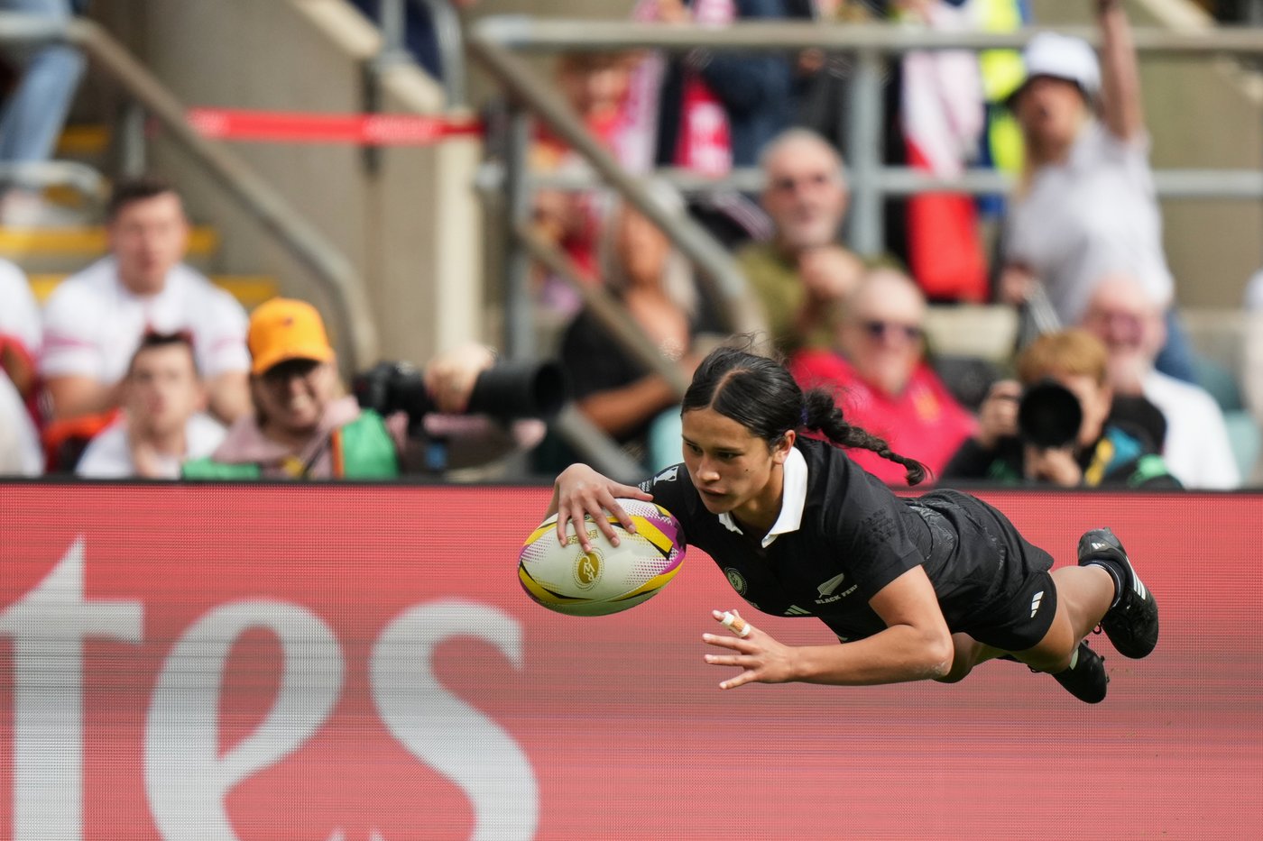 Teen sensation Sorensen-McGee shines at her first Women's Rugby World Cup | iNFOnews.ca
