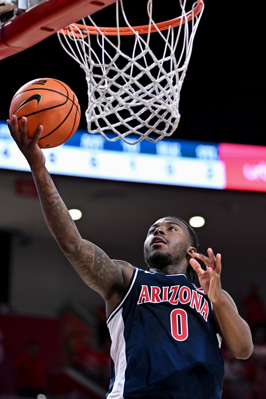 Dell’Orso’s 22 points spark No. 4 Arizona past No. 2 Houston, 73-66 for Big 12 lead | iNFOnews.ca Dell’Orso’s 22 points spark No. 4 Arizona past No. 2 Houston, 73-66 for Big 12 lead | iNFOnews.ca
