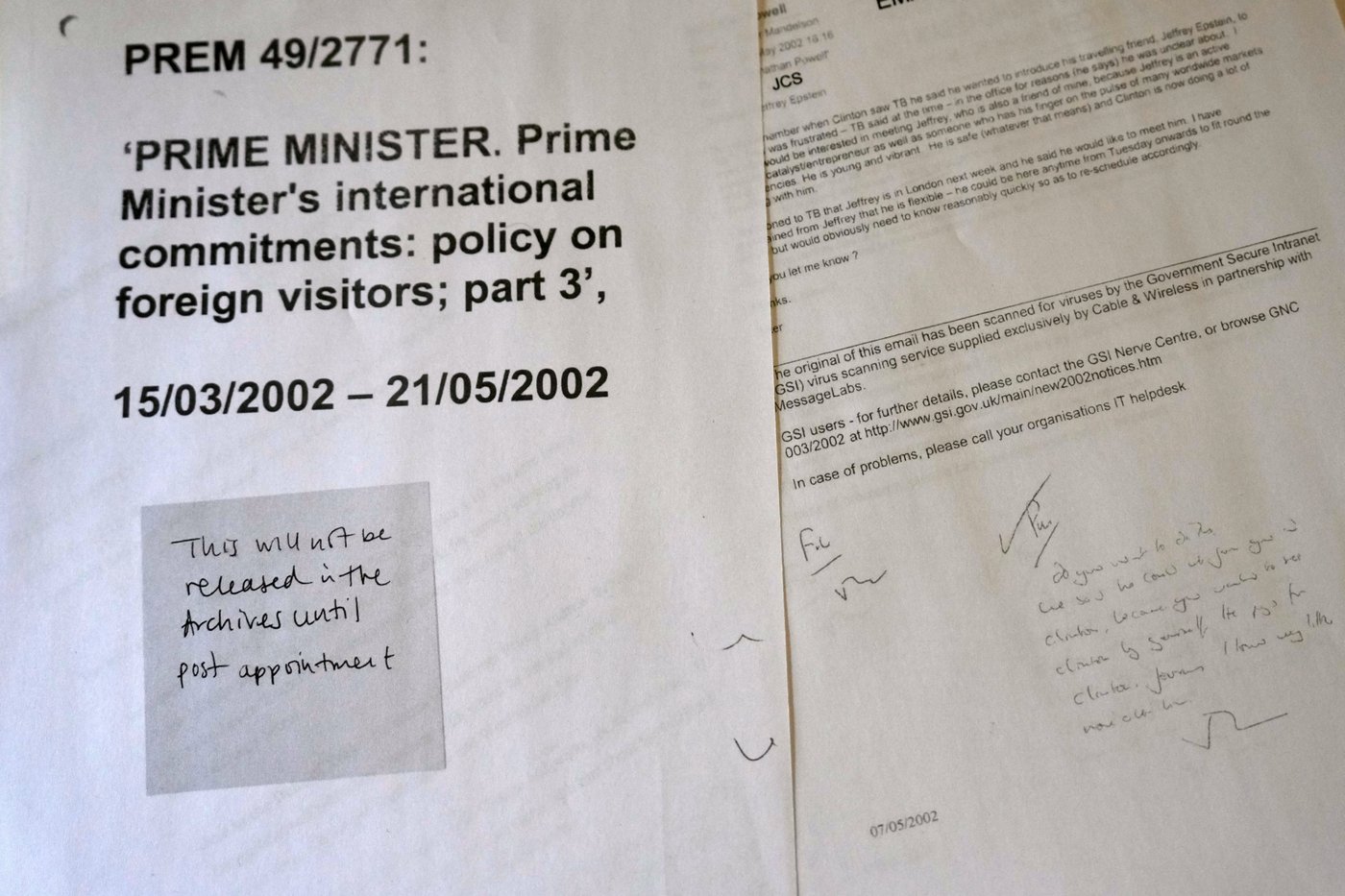 Files show British prime minister was warned of 'reputational risk' in appointing Mandelson | iNFOnews.ca