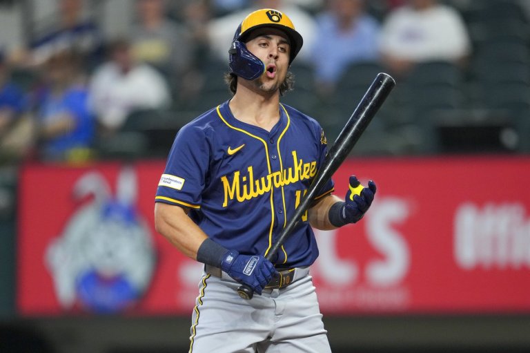 MLB-best Brewers swept in September like they were to start this season as Rangers roll | iNFOnews.ca