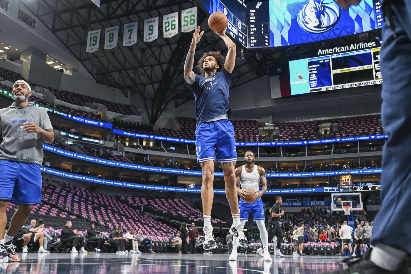 Kyrie Irving scores 23 points to lead Mavericks past Jazz 110-102 | iNFOnews.ca Kyrie Irving scores 23 points to lead Mavericks past Jazz 110-102 | iNFOnews.ca