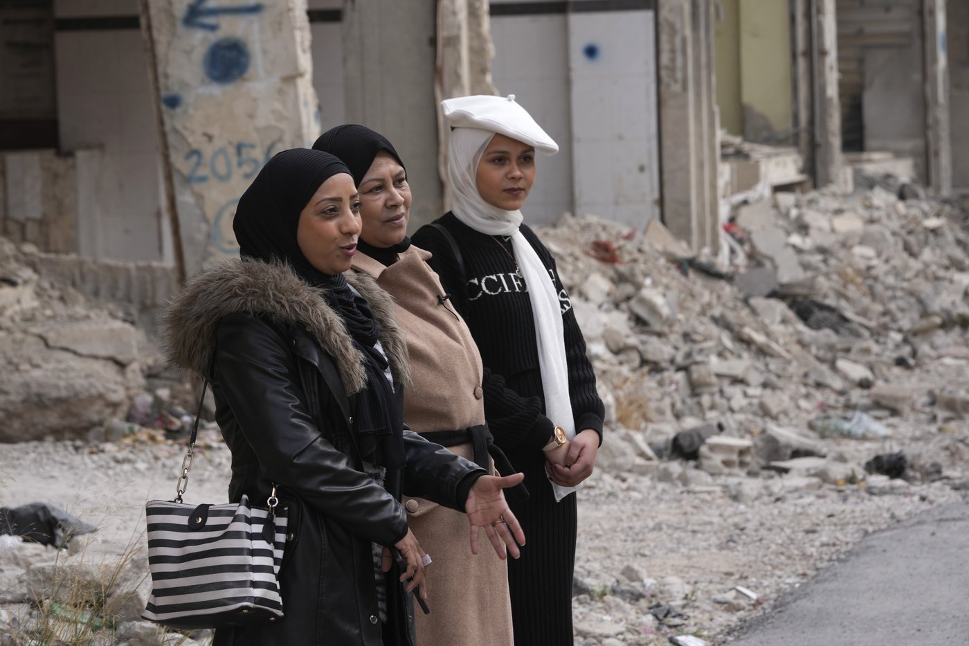 Palestinian refugees return to Yarmouk amid questions about their place in the new Syria | iNFOnews.ca