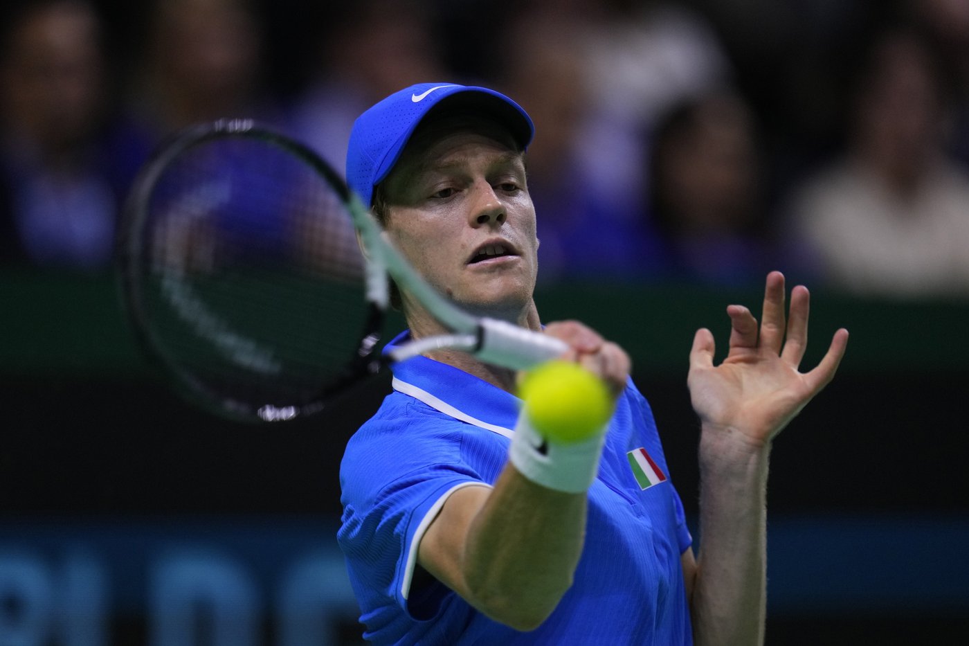 Jannik Sinner leads Italy past the Netherlands for its second consecutive Davis Cup title | iNFOnews.ca