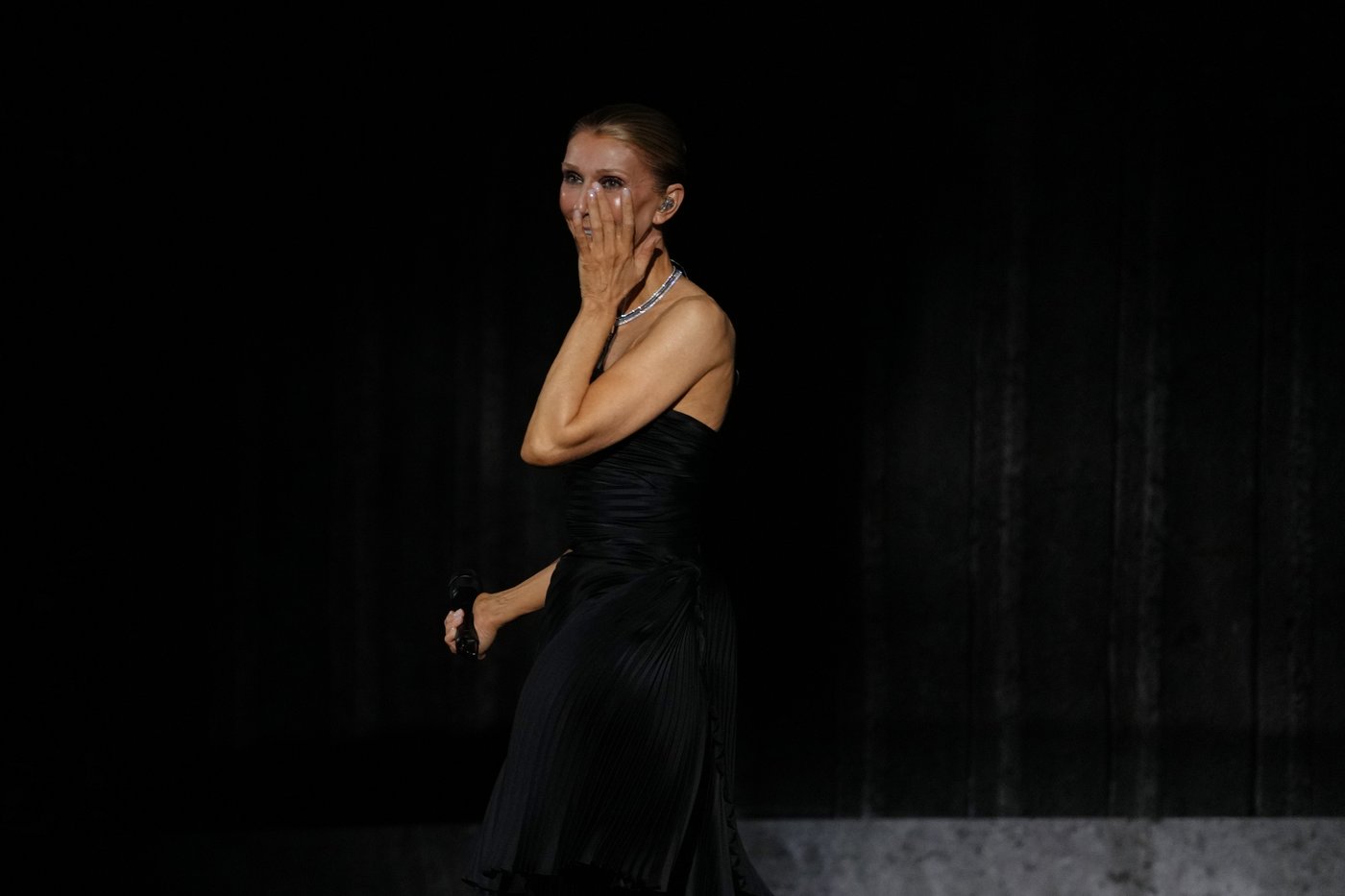 Celine Dion thrills fans with emotional comeback concert after overcoming rare illness | iNFOnews.ca