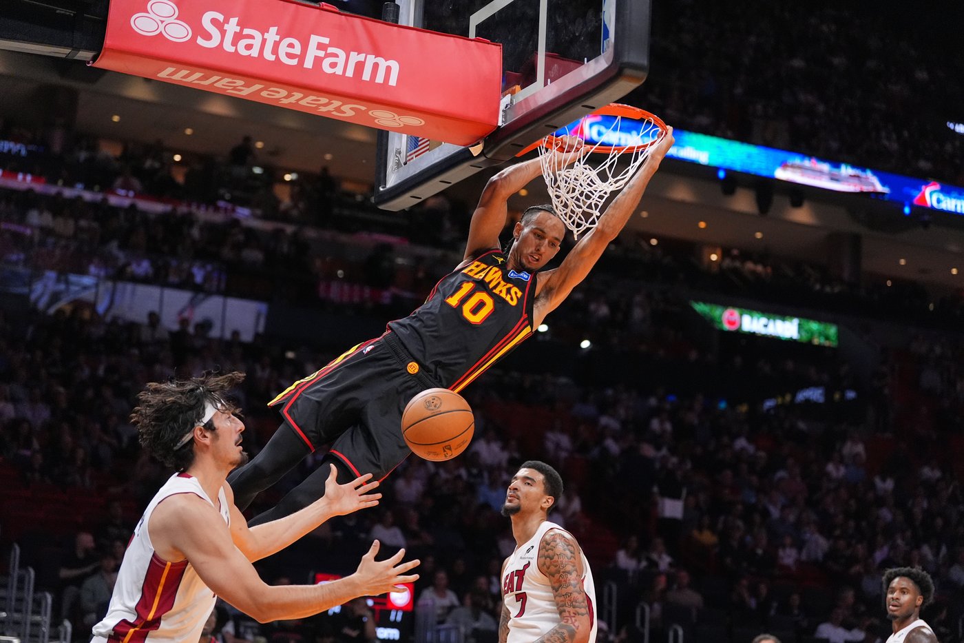 Heat run away in second half, tune up for play-in by beating Hawks 143-117 | iNFOnews.ca Heat run away in second half, tune up for play-in by beating Hawks 143-117 | iNFOnews.ca
