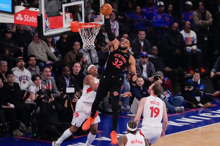 Knicks beat Raptors for 13th straight time and wrap up No. 3 seed in the Eastern Conference | iNFOnews.ca