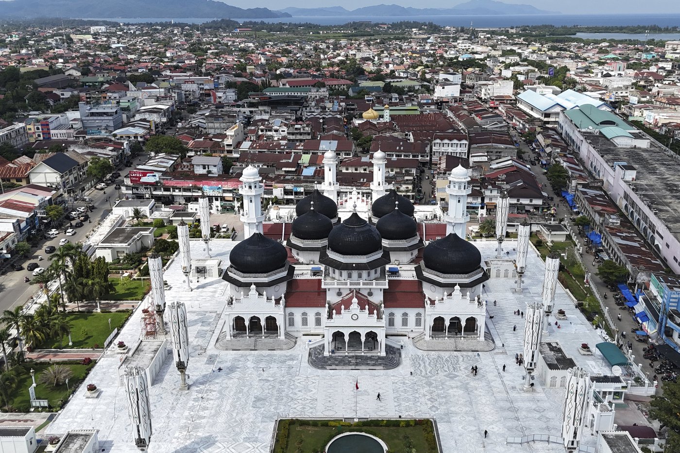Indonesians mark 2 decades since the tragic tsunami that killed hundreds of thousands | iNFOnews.ca Indonesians mark 2 decades since the tragic tsunami that killed hundreds of thousands | iNFOnews.ca