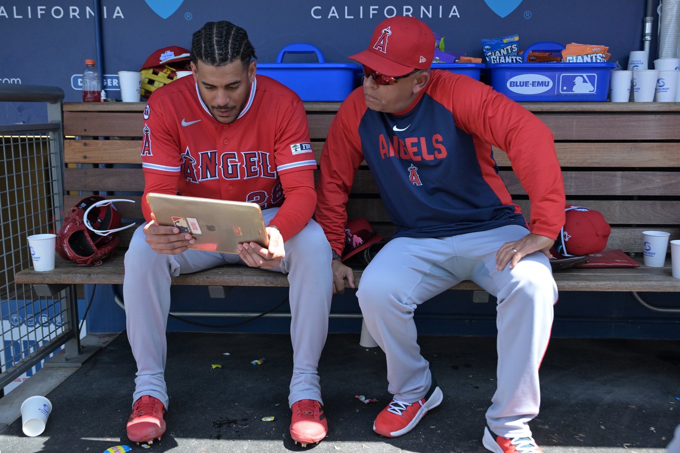 MLB restricts dugout iPad use to prevent use of AI to make decisions | iNFOnews.ca