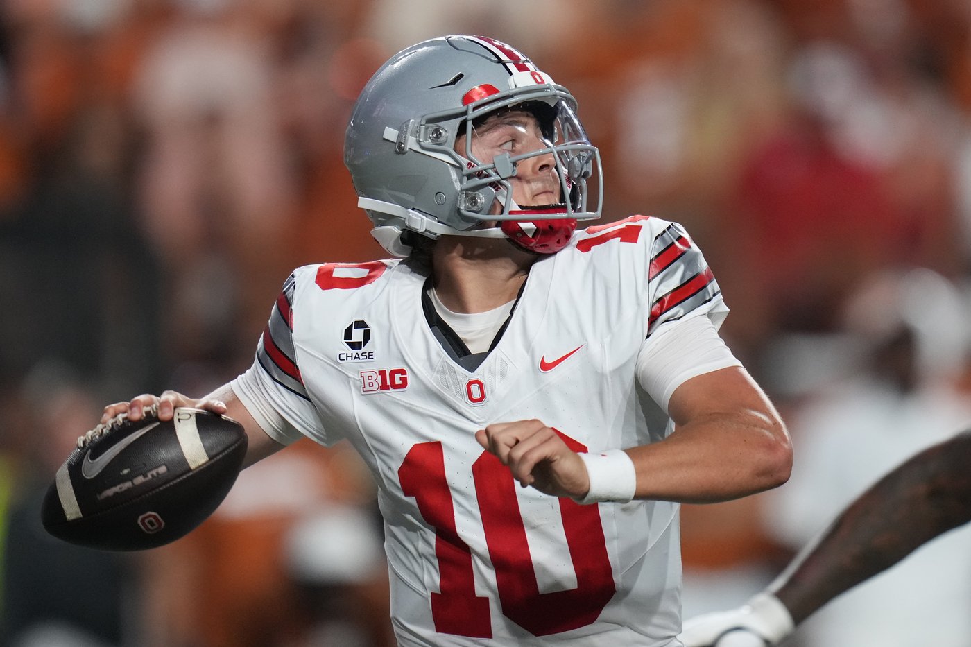 No. 4 Texas stuns No. 1 Ohio State 24-23 after erasing 20-point 4th-quarter deficit | iNFOnews.ca