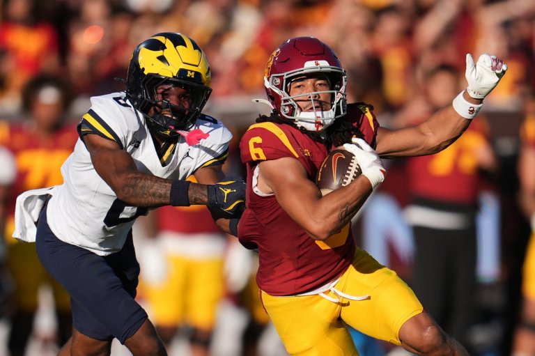 Walk-on RB King Miller powers hard-nosed USC to a 31-13 victory over No. 15 Michigan | iNFOnews.ca