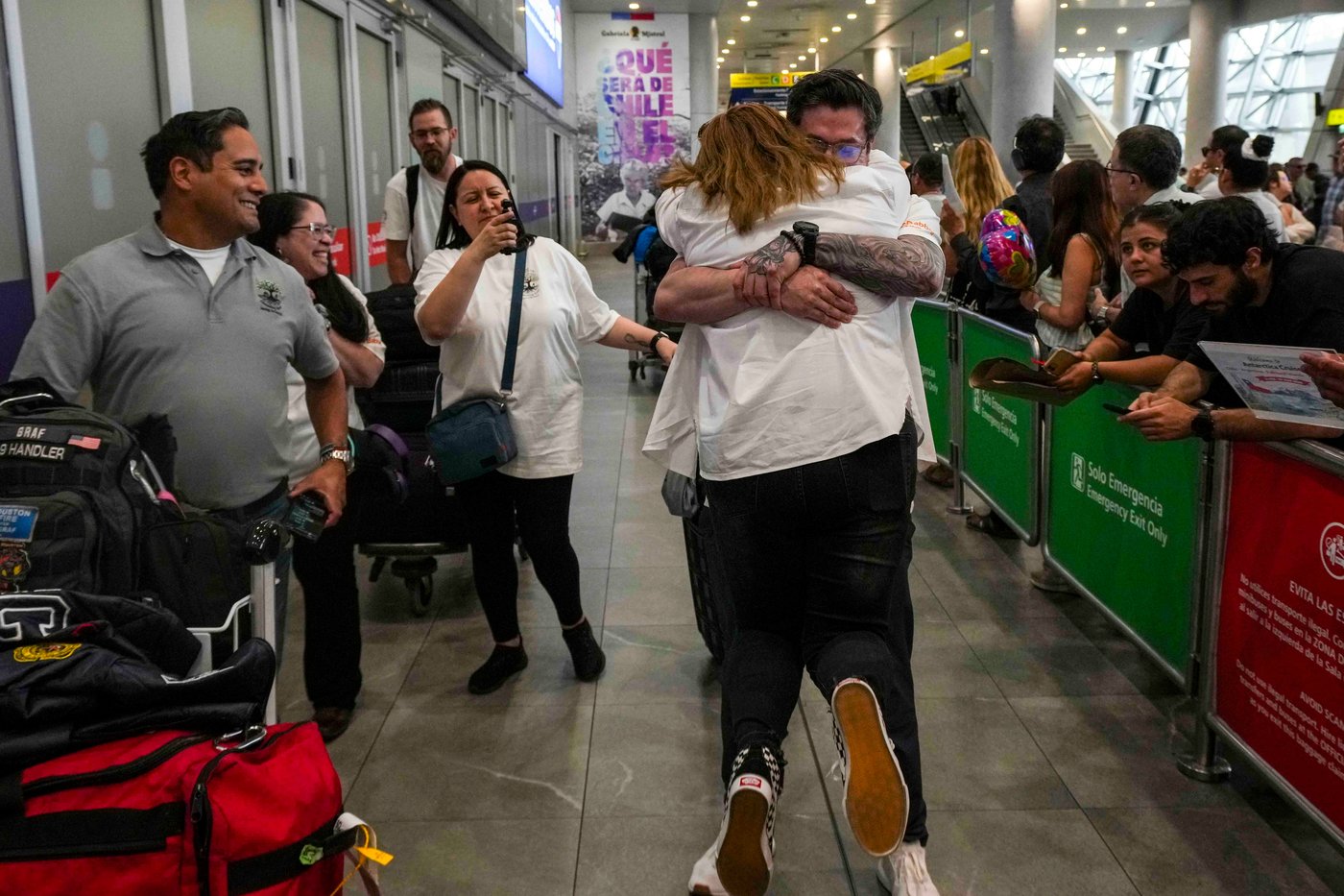 Chilean American stolen as a baby reunites with his mom and gets a second chance at family | iNFOnews.ca