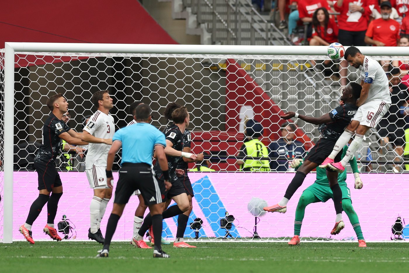 Red cards and poor defense send Qatar to its worst World Cup loss, a 6-0 embarrassment vs. Canada | iNFOnews.ca Red cards and poor defense send Qatar to its worst World Cup loss, a 6-0 embarrassment vs. Canada | iNFOnews.ca