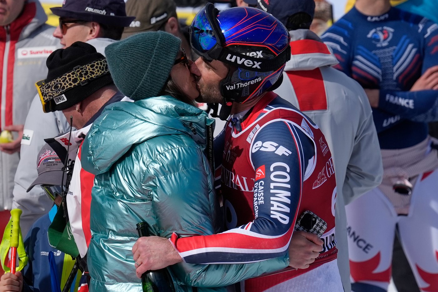 Marco Odermatt locks up overall and discipline title in penultimate downhill of World Cup season | iNFOnews.ca