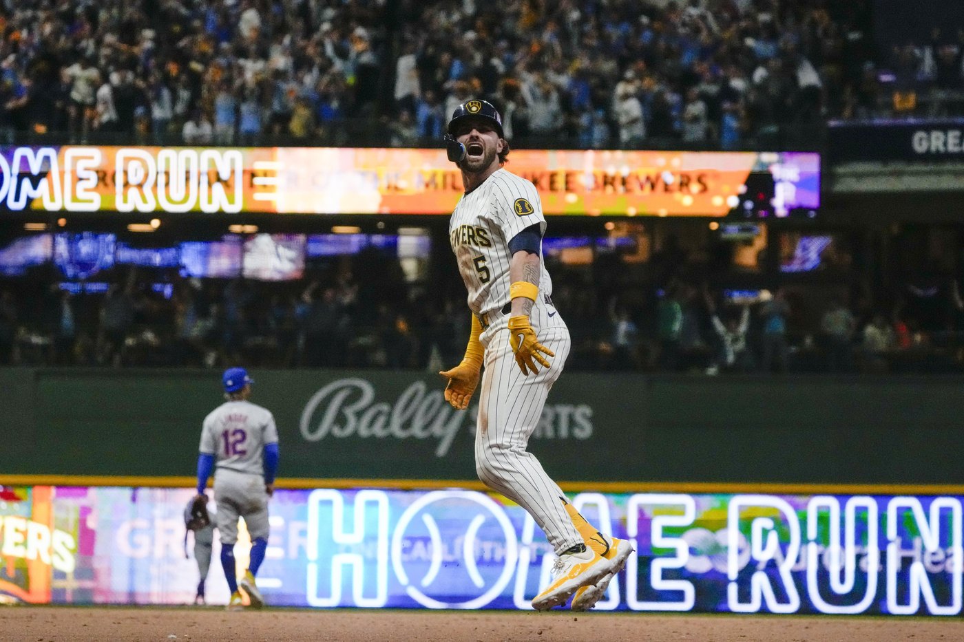 Mitchell hits tiebreaking homer, Chourio goes deep twice and Brewers rally past Mets 5-3 | iNFOnews.ca Mitchell hits tiebreaking homer, Chourio goes deep twice and Brewers rally past Mets 5-3 | iNFOnews.ca