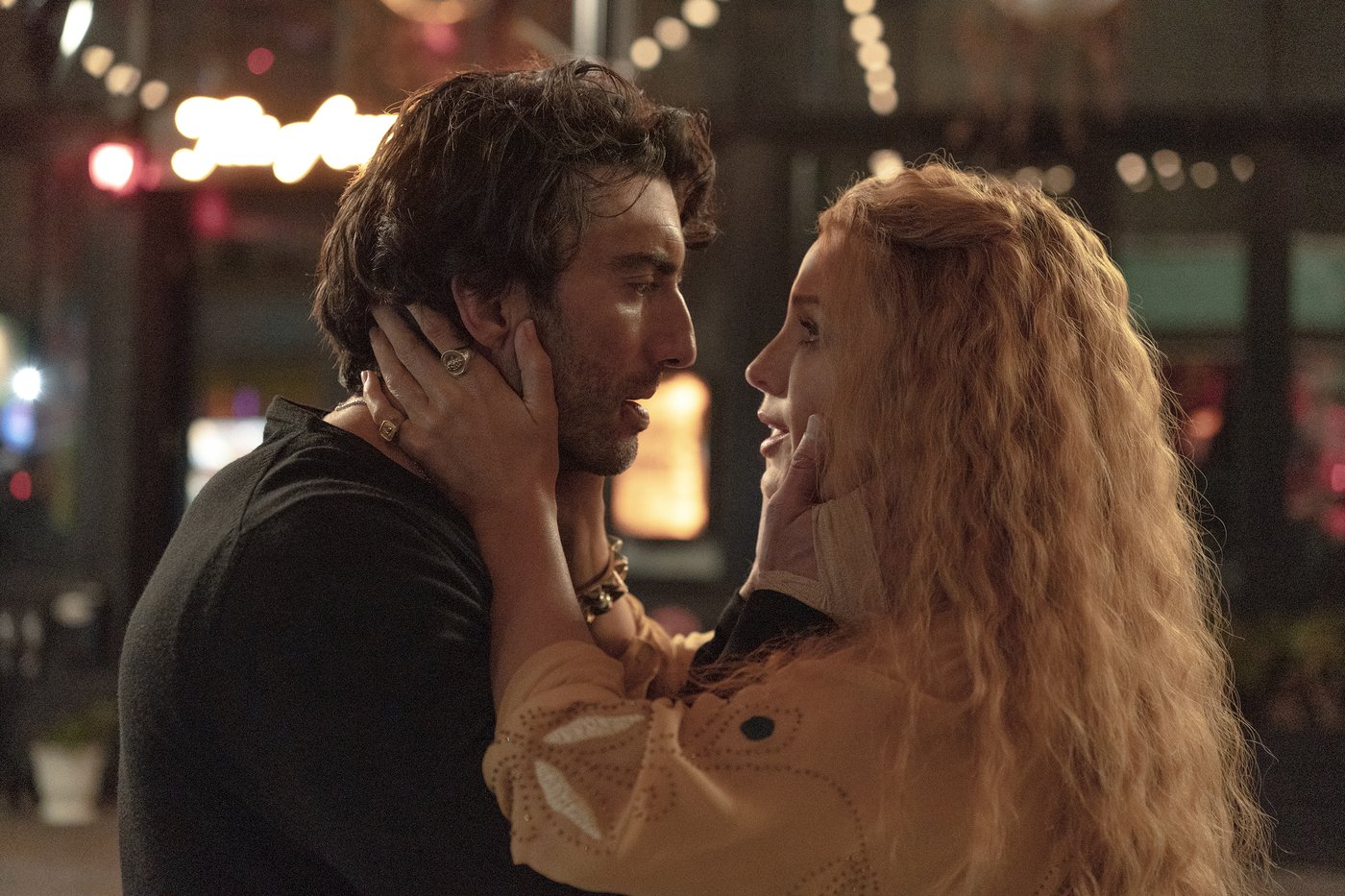 Justin Baldoni sues Blake Lively and Ryan Reynolds for $400M in new step in 'It Ends With Us' fight | iNFOnews.ca