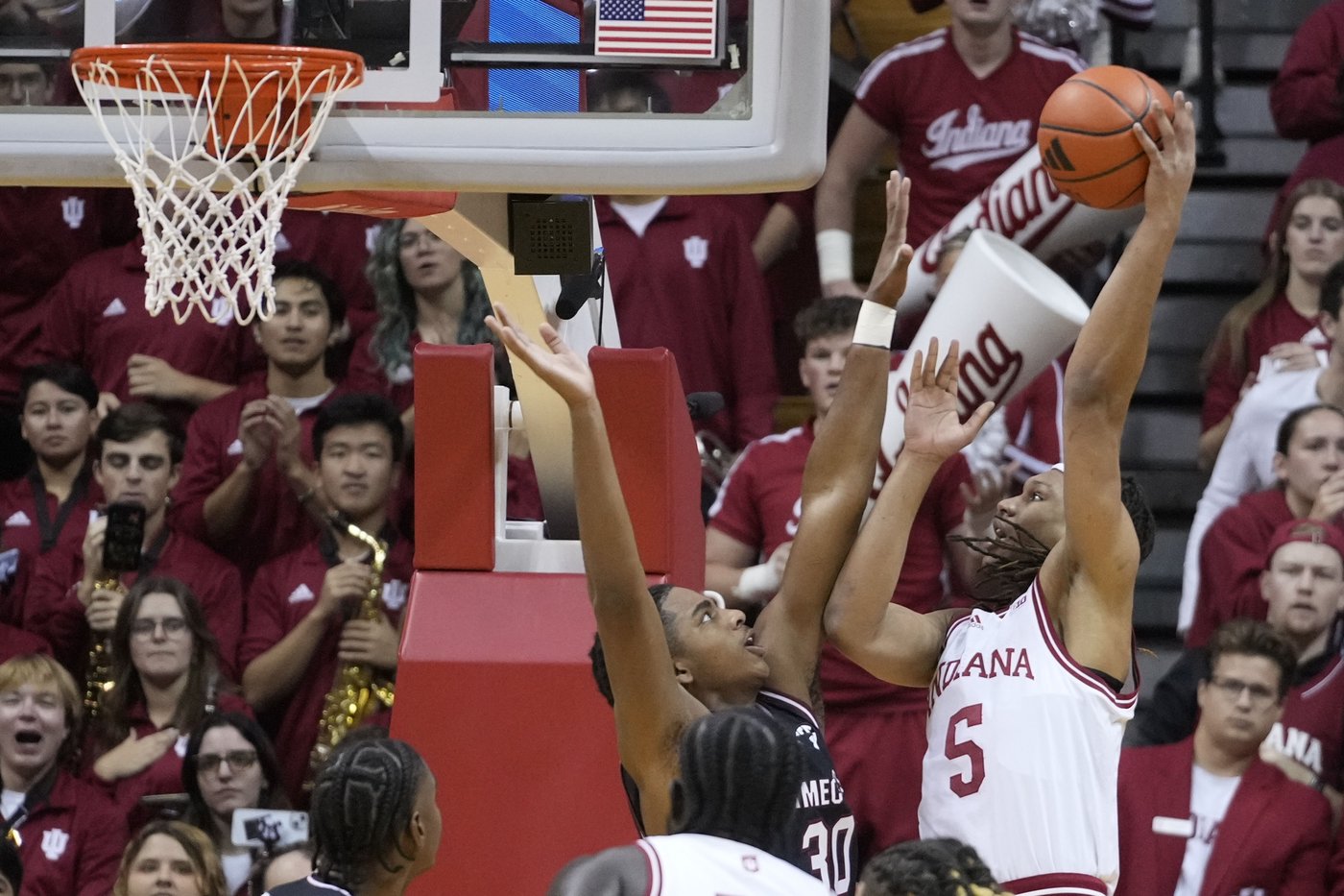 Transfer Myles Rice leads No. 16 Indiana past South Carolina | iNFOnews.ca Transfer Myles Rice leads No. 16 Indiana past South Carolina | iNFOnews.ca