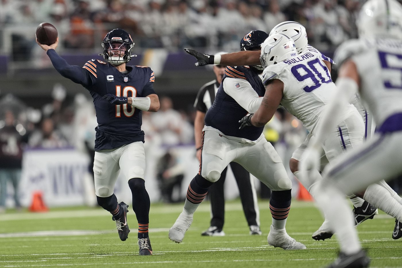 Bears QB Williams acknowledges his frustration and the impact that losing is having on him | iNFOnews.ca Bears QB Williams acknowledges his frustration and the impact that losing is having on him | iNFOnews.ca