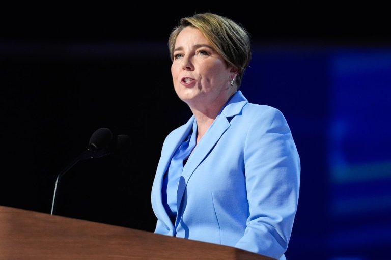 Massachusetts governor proposes improved postpartum healthcare after Lindsay Clancy trial | iNFOnews.ca