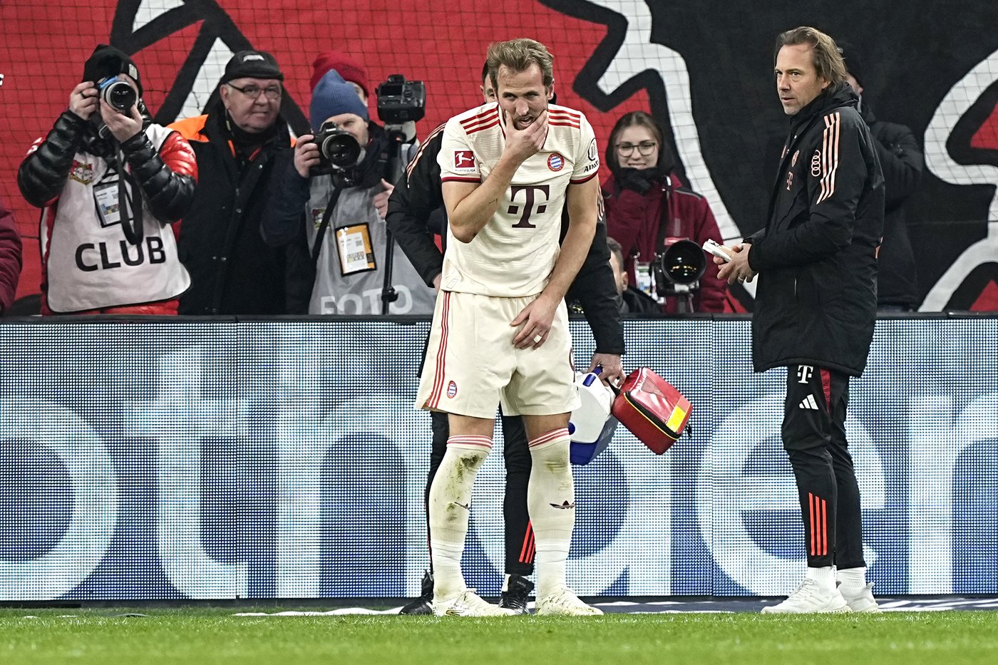 Harry Kane misses Bayern training with facial injury a day ahead of Celtic game | iNFOnews.ca
