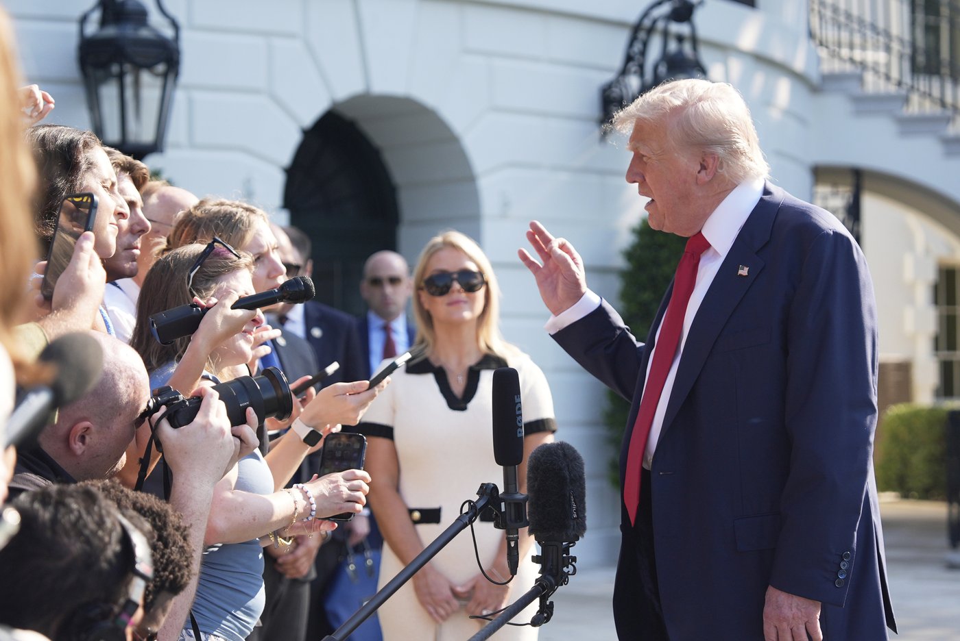 In Epstein furor, Trump struggles to shake off a controversy his allies once stoked | iNFOnews.ca In Epstein furor, Trump struggles to shake off a controversy his allies once stoked | iNFOnews.ca