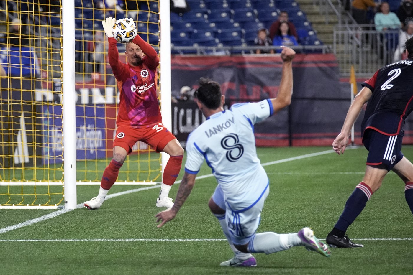 First career goals by Tom Pearce, Nathan Saliba rally Montreal to 2-2 draw with Revolution | iNFOnews.ca First career goals by Tom Pearce, Nathan Saliba rally Montreal to 2-2 draw with Revolution | iNFOnews.ca