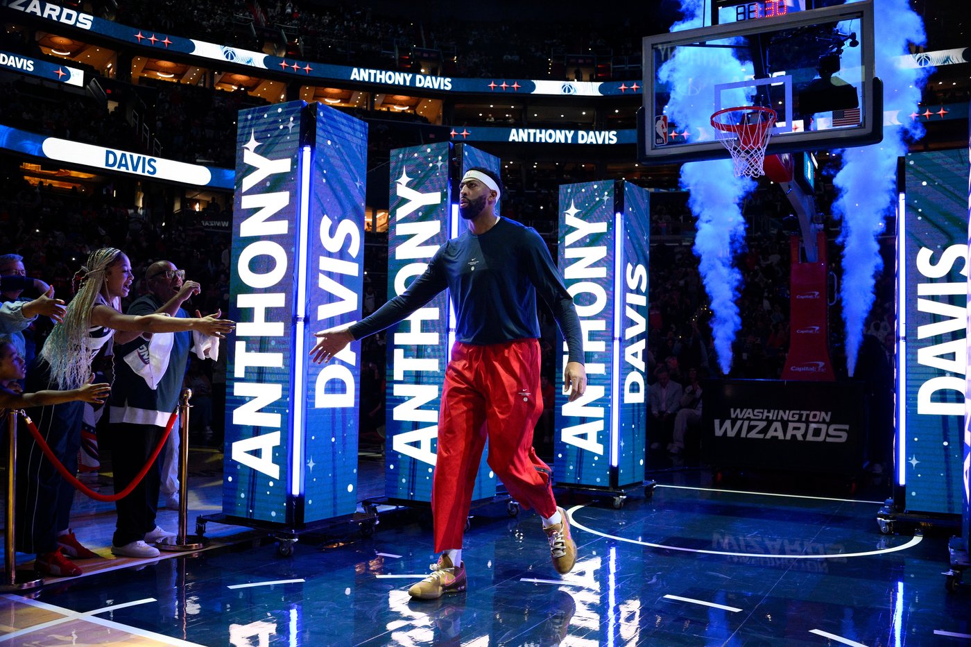 Anthony Davis already receiving 'MVP' chants in Washington. He scored 34 points in debut for Wizards | iNFOnews.ca