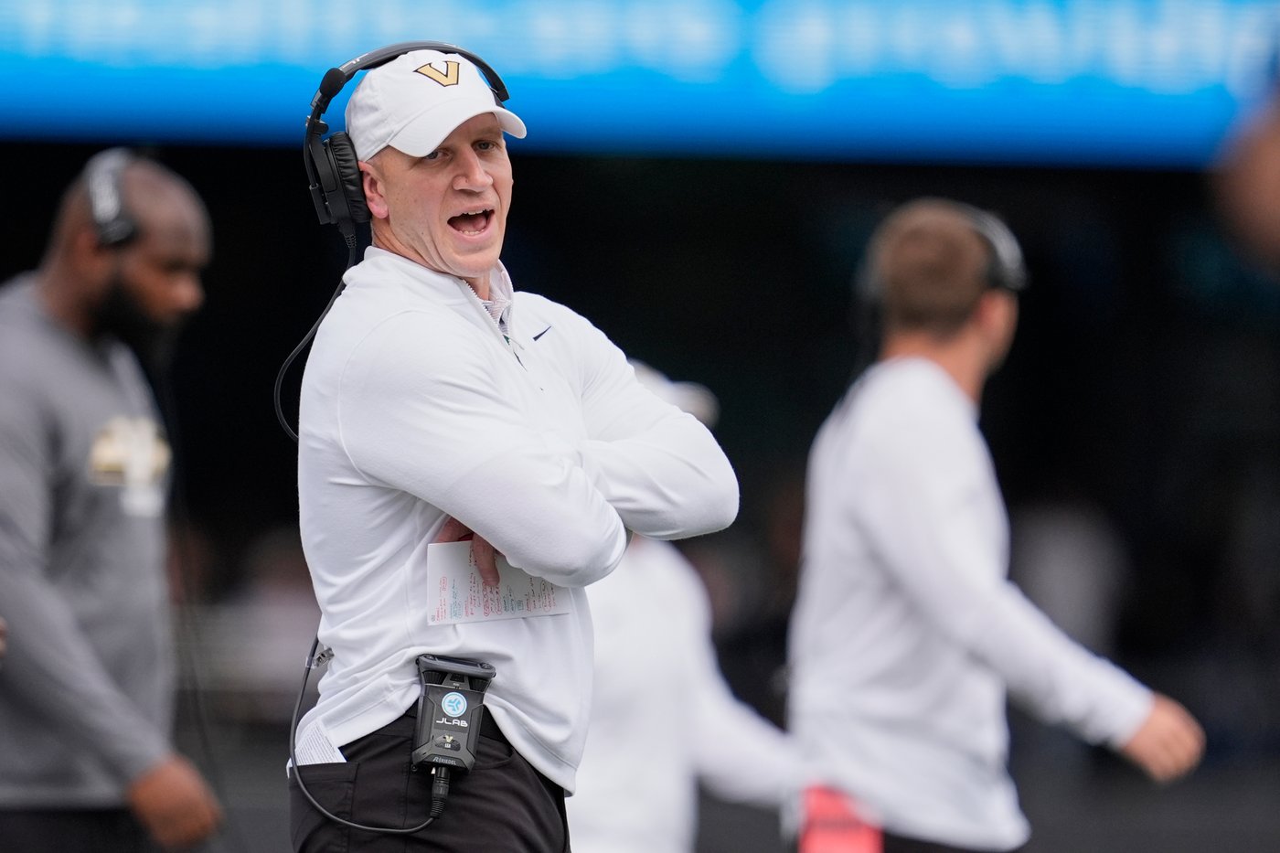 Vanderbilt's football revival: Fans eager to check out undefeated Commodores | iNFOnews.ca