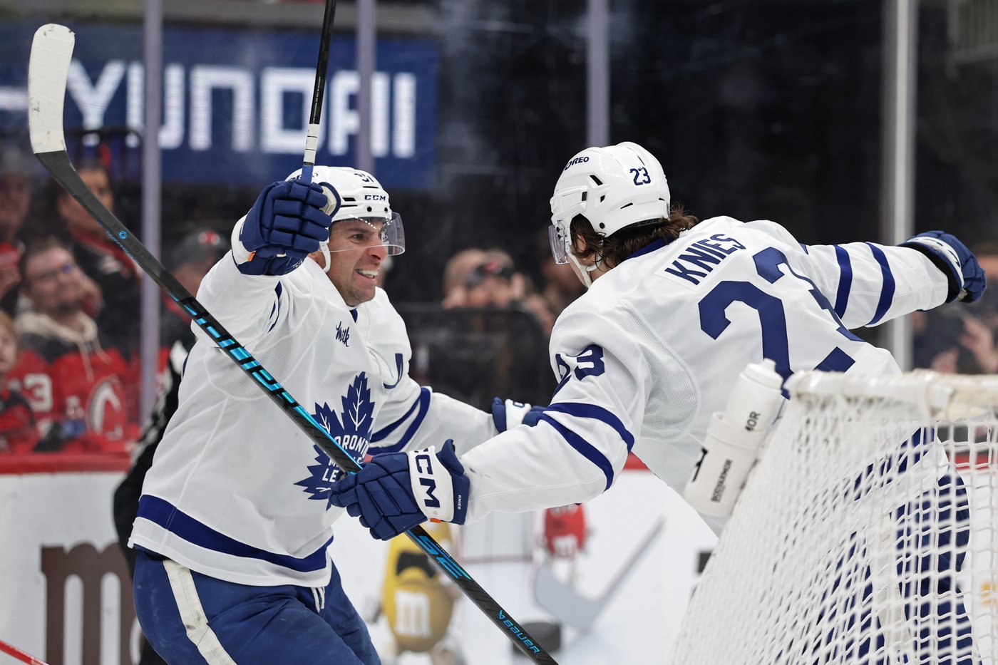 Cotter and Bratt score in shootout after Brown forces OT in Devils' 4-3 win over Maple Leafs | iNFOnews.ca Cotter and Bratt score in shootout after Brown forces OT in Devils' 4-3 win over Maple Leafs | iNFOnews.ca