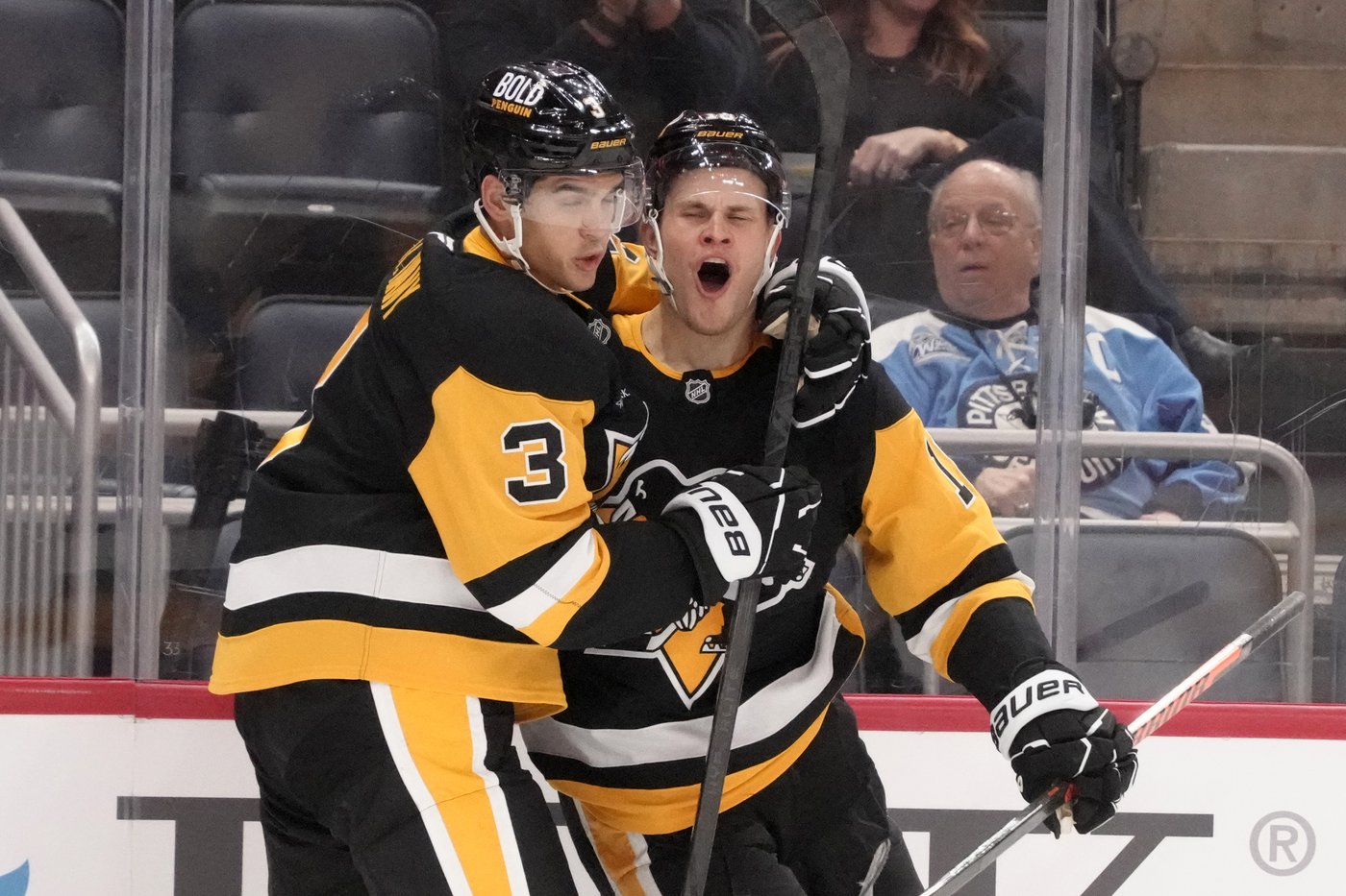 Crosby, Malkin lead Penguins past Sabres 6-5 in OT to cap milestone night | iNFOnews.ca Crosby, Malkin lead Penguins past Sabres 6-5 in OT to cap milestone night | iNFOnews.ca