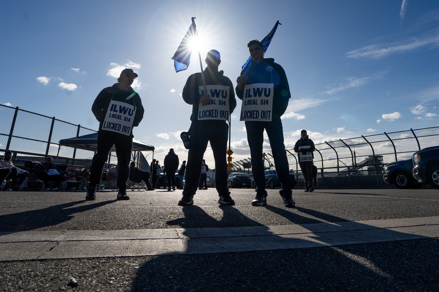 No talks scheduled in standoff between employers, union in B.C. port lockout | iNFOnews.ca
