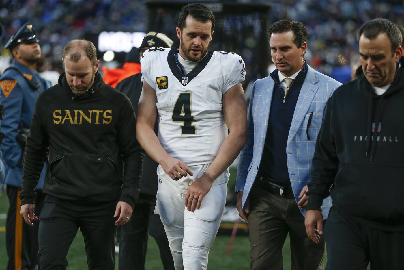 The Saints are making contingency plans to play without QB Derek Carr as they try to stay alive | iNFOnews.ca