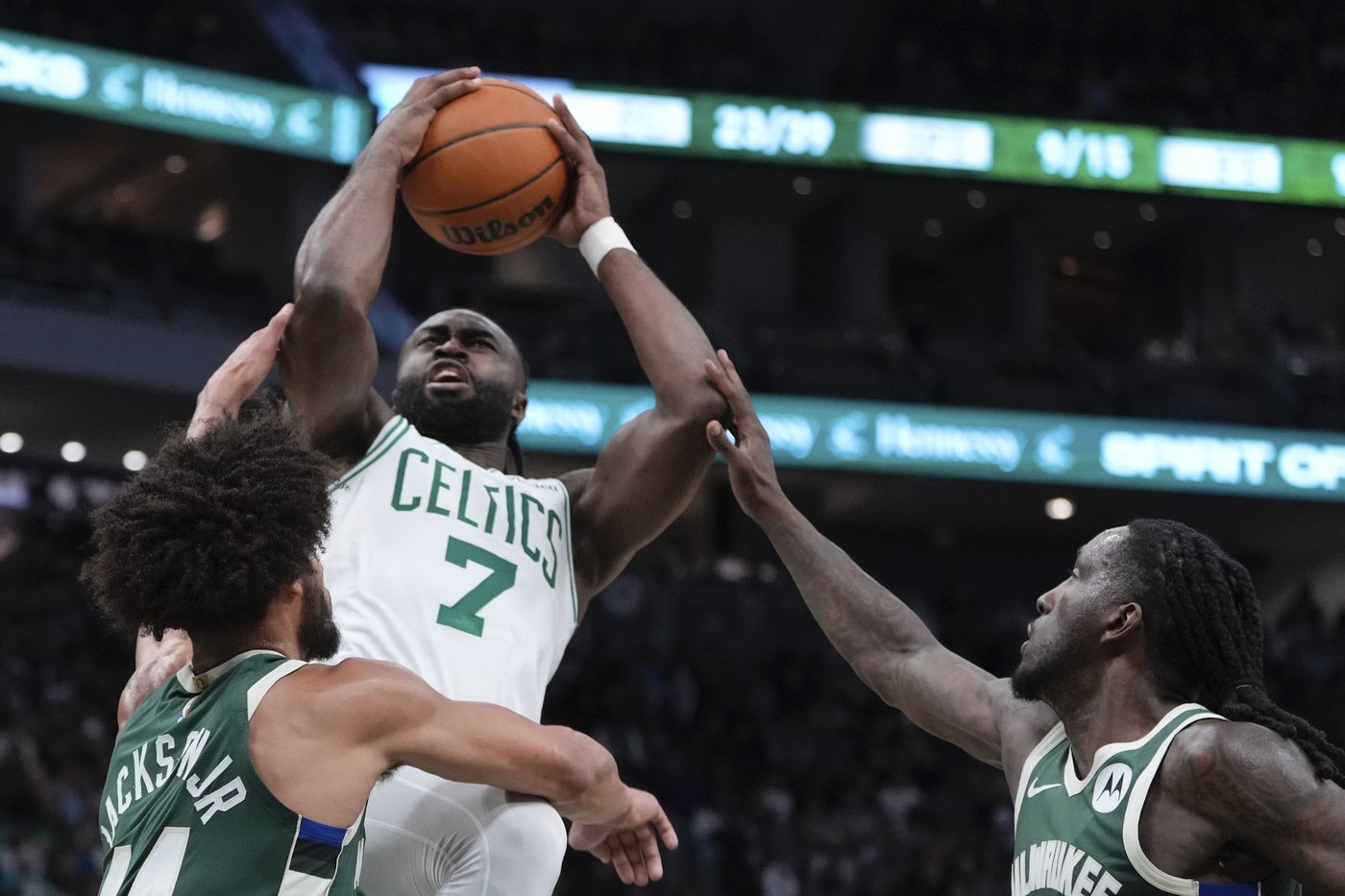 Brown calls Antetokounmpo 'a child' after 2-time MVP offers handshake before pulling hand back | iNFOnews.ca