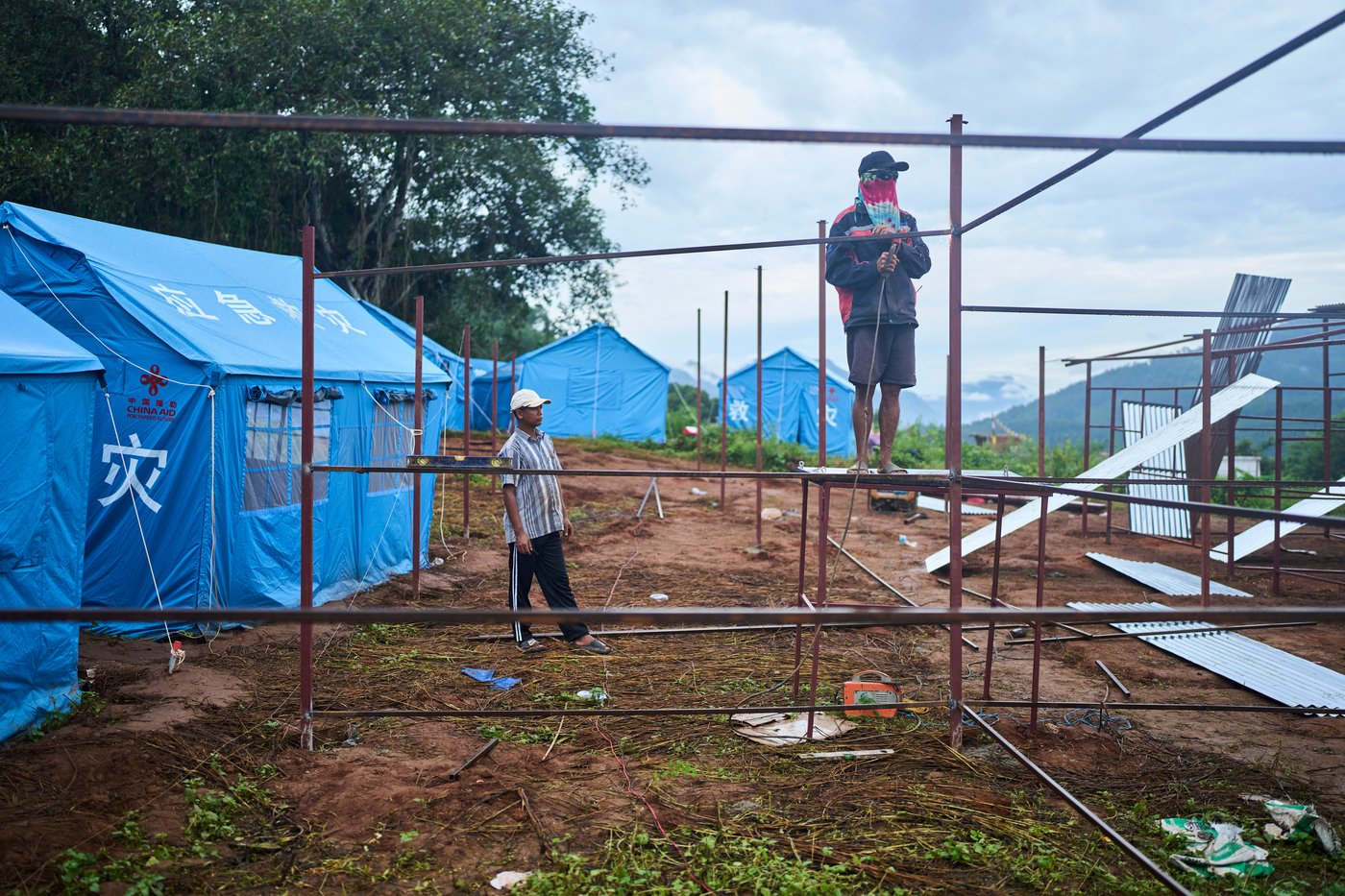 A month after Nepal floods, thousands are still missing and families face a long recovery | iNFOnews.ca