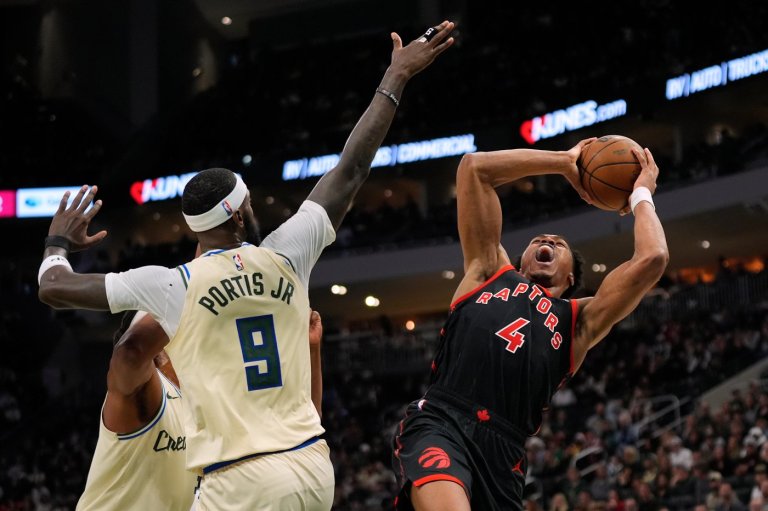Ingram and Barnes lead the way as Raptors beat slumping Bucks 111-105 | iNFOnews.ca