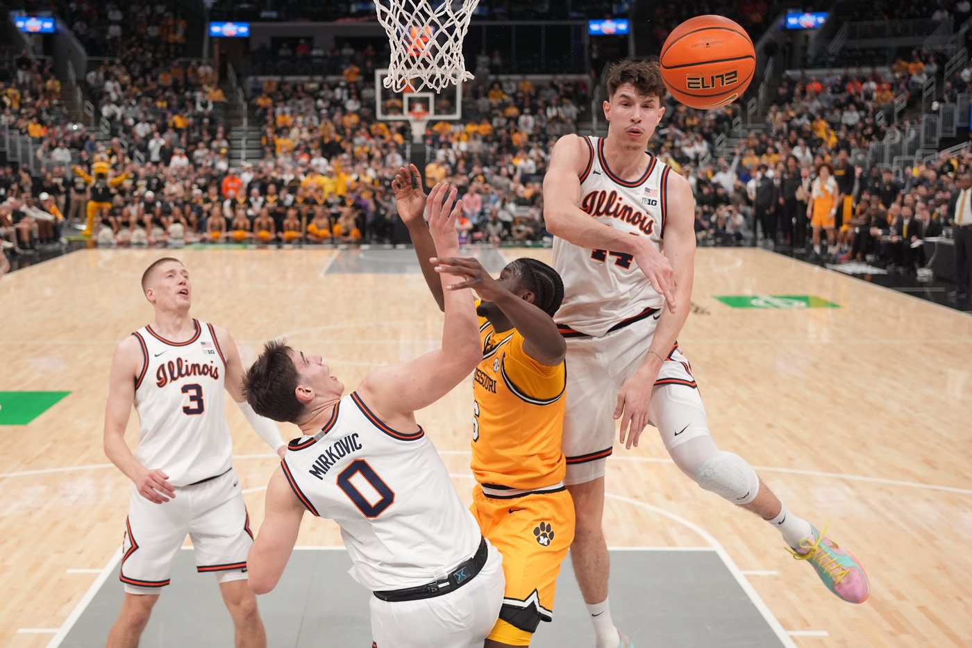 Wagler powers No. 20 Illinois past Missouri 91-48 for biggest blowout in Braggin' Rights rivalry | iNFOnews.ca