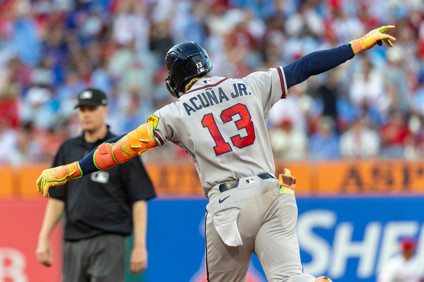 Wheeler fans 9 in 6 sharp innings, Schwarber hits 41st homer to lift Phillies past Braves 4-2 | iNFOnews.ca Wheeler fans 9 in 6 sharp innings, Schwarber hits 41st homer to lift Phillies past Braves 4-2 | iNFOnews.ca