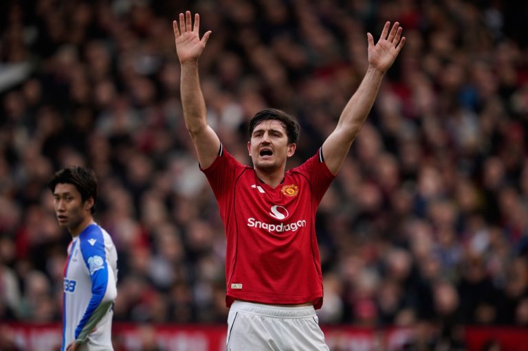 Man United's Harry Maguire gets suspended sentence over 2020 nightclub incident in Greece | iNFOnews.ca