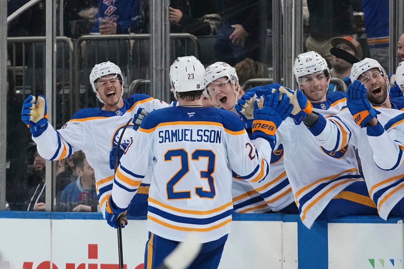 Sabres beat the Rangers 5-2 to win for the 12th time in 13 games | iNFOnews.ca