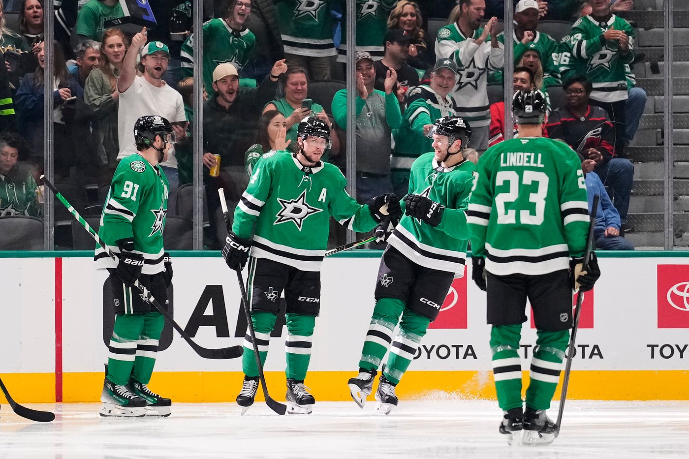 Heiskanen scores twice as Stars rally to beat Hurricanes 3-2 | iNFOnews.ca Heiskanen scores twice as Stars rally to beat Hurricanes 3-2 | iNFOnews.ca