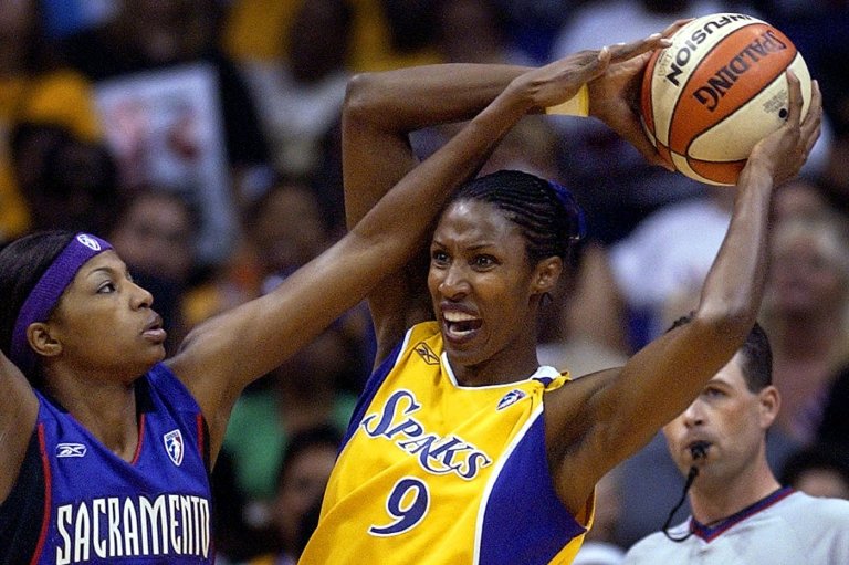 Sparks get off to fast start, hold off Tempo 99-95 behind Plum's 25 points | iNFOnews.ca