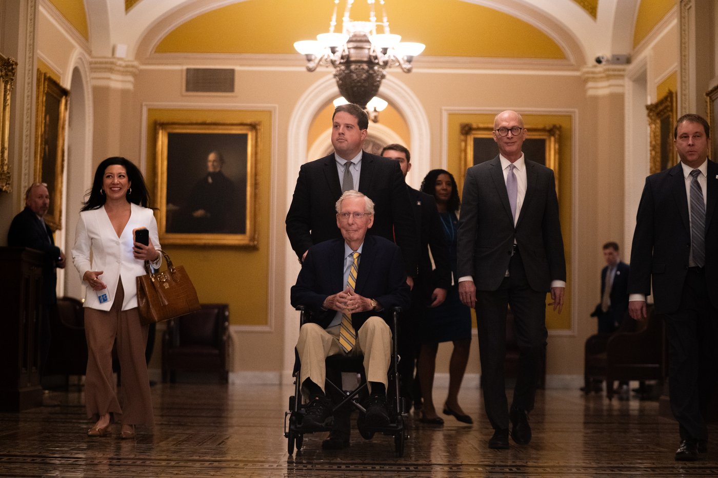 McConnell returns to the Senate for the first time since his June hospitalization | iNFOnews.ca