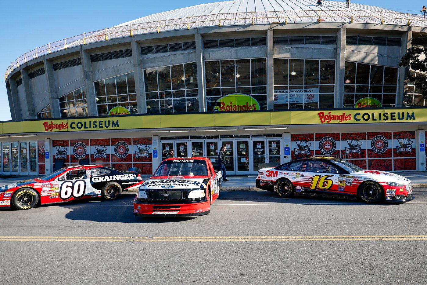 NASCAR community mourns driver Greg Biffle, 6 others killed in plane crash at memorial service | iNFOnews.ca