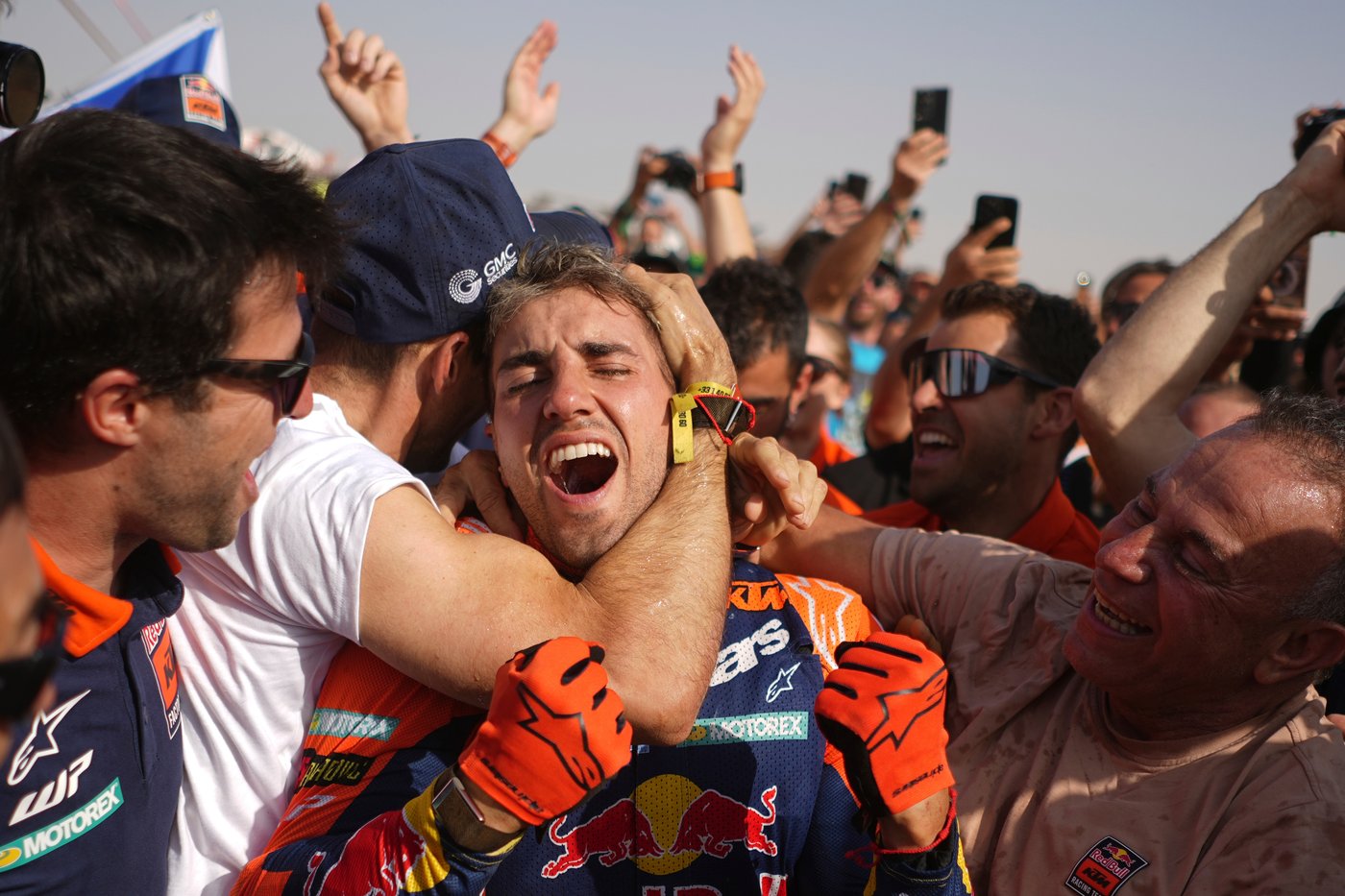 Benavides rides to smallest Dakar Rally win margin and Al-Attiyah confirms sixth car title | iNFOnews.ca Benavides rides to smallest Dakar Rally win margin and Al-Attiyah confirms sixth car title | iNFOnews.ca