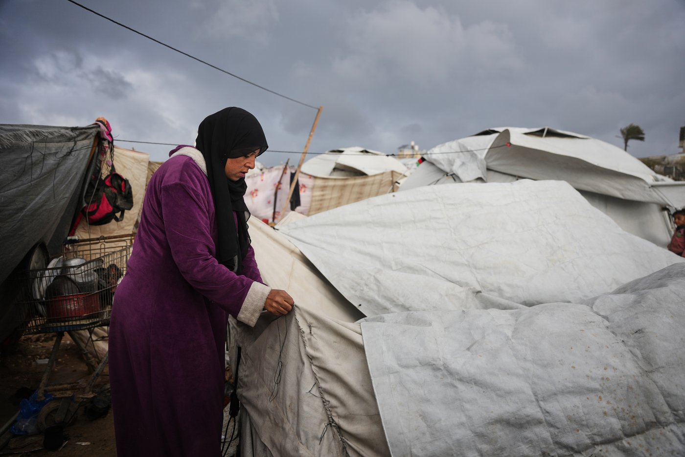 Gaza's living conditions worsen as strong winds and hypothermia kill 5 | iNFOnews.ca Gaza's living conditions worsen as strong winds and hypothermia kill 5 | iNFOnews.ca