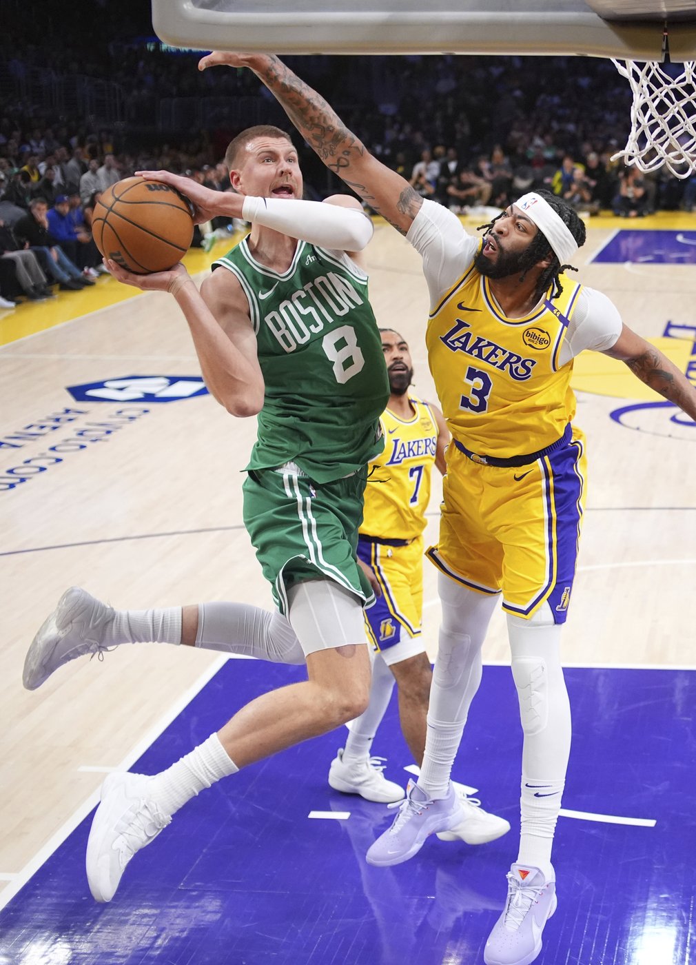 Anthony Davis, Austin Reaves propel Lakers to 117-96 victory over Celtics | iNFOnews.ca Anthony Davis, Austin Reaves propel Lakers to 117-96 victory over Celtics | iNFOnews.ca