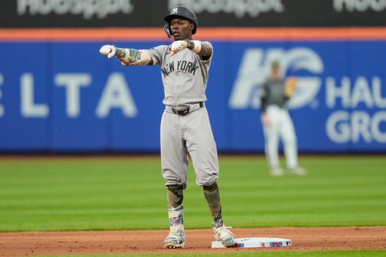 Jazz Age style: Chisholm borrows Stanton's baggy pants, Caballero's bat to spark turnaround | iNFOnews.ca