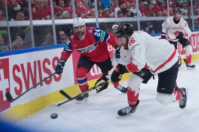 Norway edges Canada 3-2 in overtime to win world hockey bronze medal | iNFOnews.ca